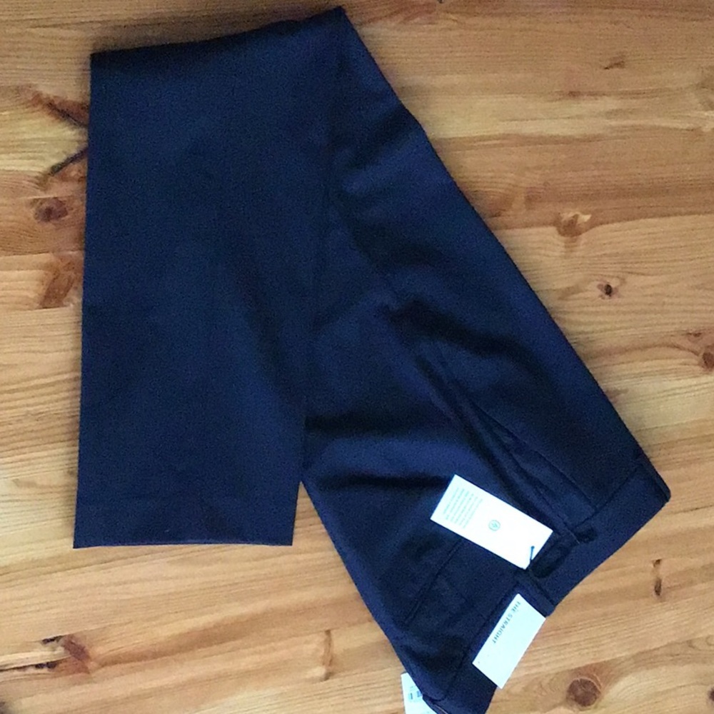 Beautiful NWT Ann Taylor wool blend straight pants
